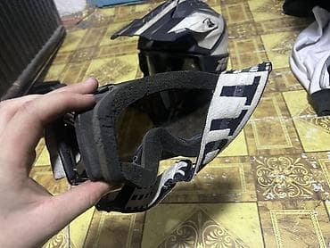 велик цунами: Продаю эндуро (горный) шлем размер 57-58мм откатал на нём ровно один — 10