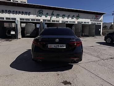 daewoo ravon: Alfa Romeo Giulia: 2018 г., 2 л, Автомат, Седан — 3