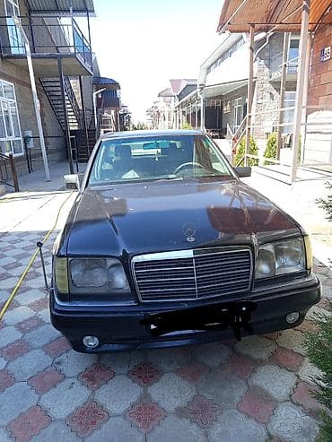 Mercedes-Benz W124: 1992 г., 2.3 л, Механика, Бензин, Седан