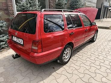 Транспорт: Volkswagen Golf Variant: 1996 г., 1.8 л, Механика, Бензин, Универсал — 4