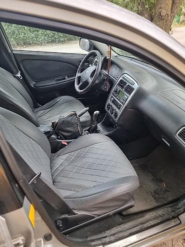 тайота witz: Toyota Avensis: 2002 г., 1.8 л, Механика, Бензин, Универсал — 5