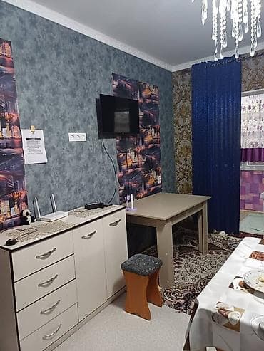 квартира в токмаке: Продается 1-комнатная квартира от собственника 📍 г. Чолпон-Ата, район — 1