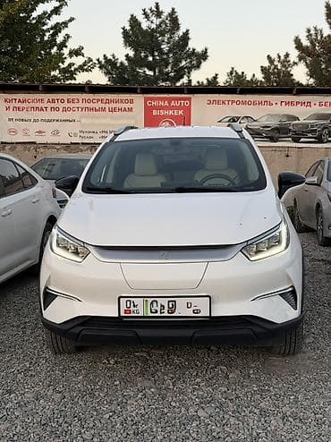 Транспорт: BYD Yuan Pro: 2022 г., Электромобиль, Кроссовер — 1