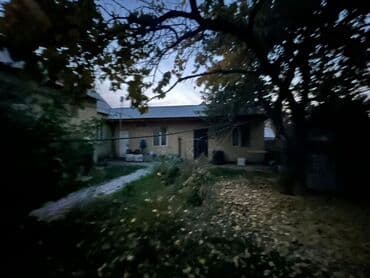 сдаю дом ак оргоо: 50 кв. м, 4 бөлмө, Жертөлө, ороо, Забор, тосулган — 7