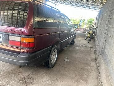 1991: Volkswagen Passat: 1991 г., Механика, Бензин, Универсал — 4