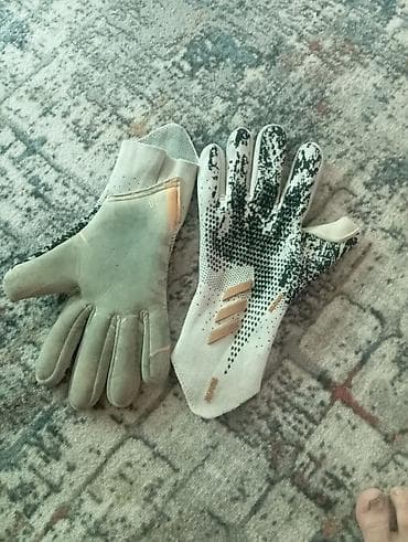 простой велосипед: Вратарские перчатки Adidas Predator (лонгкат/без застёжки) - Размер — 1