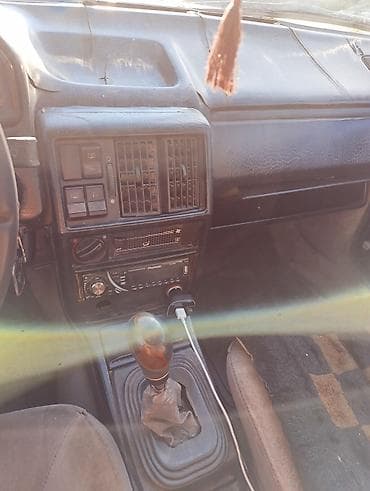 ауди а6 с4 1: Audi 100: 1989 г., 1.8 л, Кол менен иштөөчү, Бензин, Седан — 2