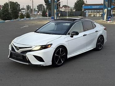 corolla s: Toyota Camry: 2018 г., 2.5 л, Автомат, Бензин, Седан — 4