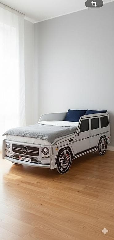 Детская кровать в виде внедорожника (стилизована под Mercedes G-Class)