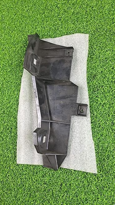 Крепление фары правое Bmw e39 14 рест В отличном состоянии, очень