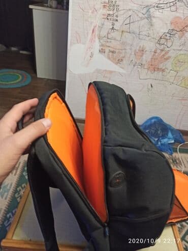 хочу купить фотоаппарат canon: 700d. Состояние нового. 3 объектива. sd карта на 32 Гб . Сумка — 8