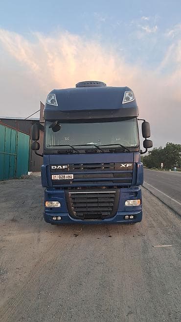Транспорт: Тягач, DAF, 2013 г., Тентованный — 1