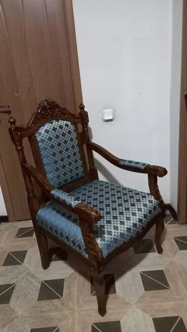 винтажная мебель: 3стула Икея по 2500с каждый. Кресла СССР ПО 6500 КАЖДЫЙ. хлебница СССР — 7