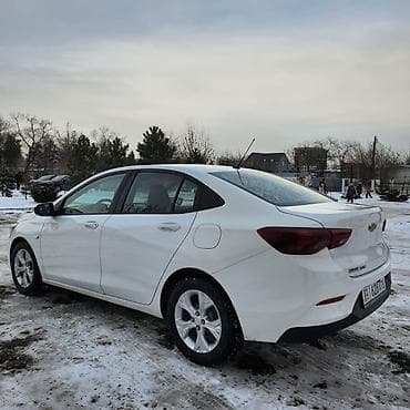 шевролет onix: Chevrolet Onix: 2020 г., 1 л, Автомат, Бензин, Седан — 3