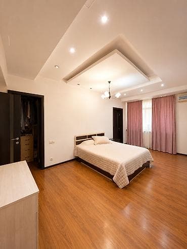 3 комнаты, 138 м², Азия Молл Элитка, 3 этаж, Евроремонт