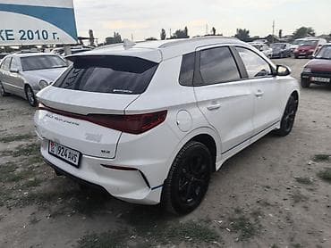 эва листы: BYD E2: 2020 г., 1.8 л, Автомат, Гибрид, Кроссовер — 4