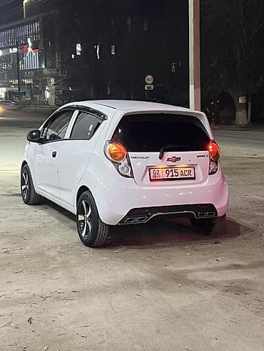 на спарк: Chevrolet Spark: 2012 г., 1 л, Автомат, Газ, Хэтчбэк — 2