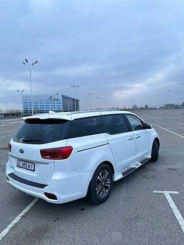 мини бутка: Kia Carnival: 2018 г., 2.2 л, Автомат, Дизель, Минивэн — 3
