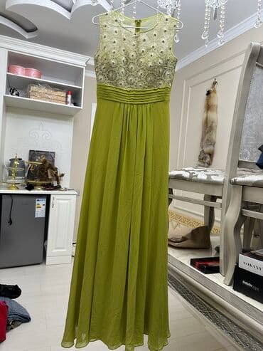 зеленое платье большого размера: Вечернее платье, Коктейльное, Длинная модель, Шифон, Без рукавов, Камни, S, M — 2