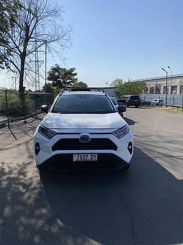 range rove: Toyota RAV4: 2021 г., 2.5 л, Автомат, Гибрид, Кроссовер — 1