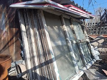 деревянная рама: За все 1000 сомов, самовывоз! 10 шт, со стеклами есть. Старые — 1