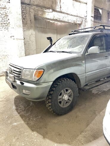 Водный транспорт: Toyota Land Cruiser: 2001 г., Автомат, Дизель, Внедорожник — 1