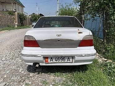 byd leopard: Daewoo Nexia: 1995 г., Механика, Седан — 3