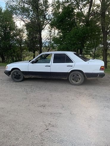 Транспорт: Mercedes-Benz W124: 1986 г., 3 л, Седан — 3