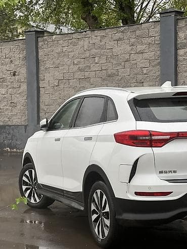 Weltmeister EX5, 2020 г., Передний