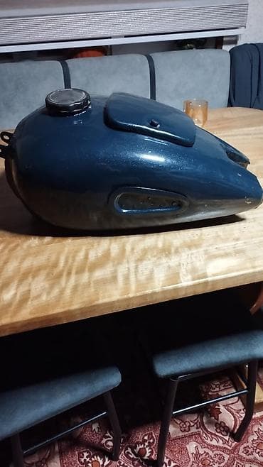 скутер колдонулган: Бак бензиновый для мотоцикла - Материал: металл - Цвет: темно‑синий — 1