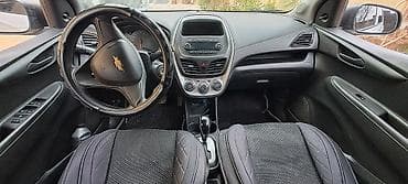 Транспорт: Chevrolet Spark: 2017 г., 1 л, Автомат, Бензин, Хетчбек — 6