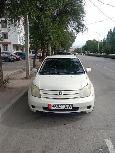 Toyota Ist: 2003 г., 1.5 л, Автомат, Бензин, Хэтчбэк