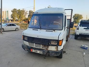 фара на адисей: Легкий грузовик, Mercedes-Benz, Стандарт, 3 т, Б/у — 1