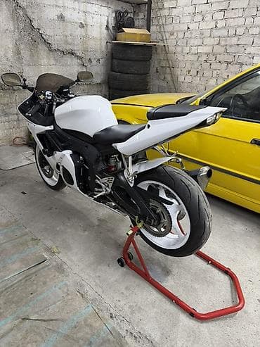 спортбайк реплика: Продаю или меня на авто Yamaha R6 2004 год 600 куб Без вложений — 3