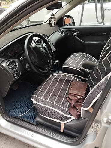меняю на фит: Ford Focus: 2004 г., 1.6 л, Автомат, Бензин, Хэтчбэк — 3
