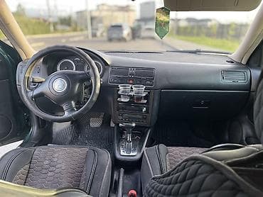Продажа авто: Volkswagen Bora: 2003 г., 2 л, Автомат, Бензин, Седан — 5
