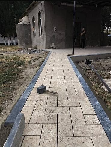 Укладка тротуарной плитки и бордюров - Профессиональное мощение at lalafo.kg Укладка тротуарной плитки и бордюров - Профессиональное мощение