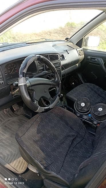 Volkswagen Golf: 1993 г., 1.6 л, Ручные, Бензин, Хэтчбэк