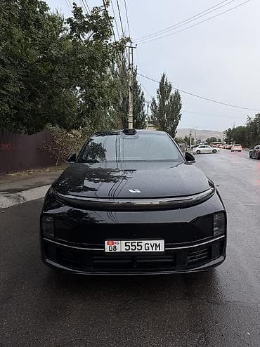 Транспорт: Lixiang L7: 2025 г., 1.5 л, Автомат, Электромобиль, Внедорожник — 2