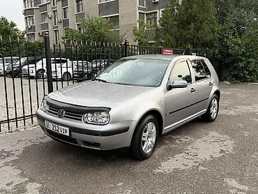 Продажа авто: Volkswagen Golf: 2003 г., 1.6 л, Механика, Бензин, Хэтчбэк — 2