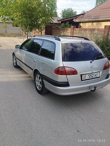 авто машиналар: Toyota Avensis: 2002 г., 2 л, Кол менен иштөөчү, Дизель, Универсал — 6