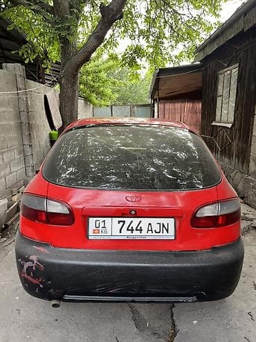Daewoo Lanos: 2004 г., Хэтчбэк — 2