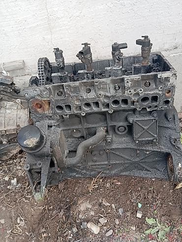 фарсунки на спринтер: Двигатель (рядный, 4‑цилиндровый) в сборе с блоком и головкой — 1