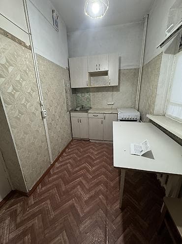 Квартиры: 1 комната, 35 м², 105 серия, Городок строителей 105 серия, 4 этаж, Старый ремонт — 4