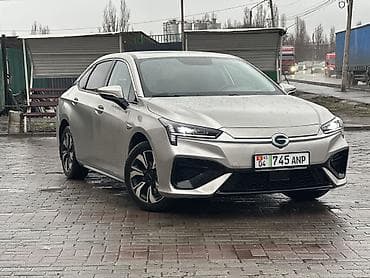 BYD : 2022 г., Электромобиль, Седан