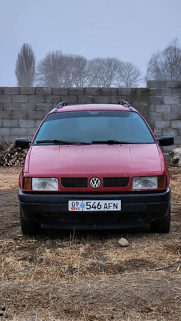 belarus mtz 82 1: Volkswagen Passat Variant: 1988 г., Универсал — 2