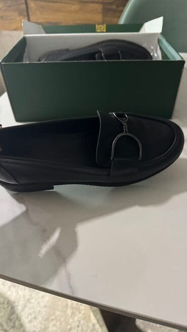 женские слипоны больших размеров: Лоферы женские /унисекс, классические, черные. - Материал верха — 1