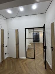 срочно продаётся 1 комнатная квартира в районе ошского рынка по улице кенсуйская: 1 комната, 46 м², Элитка, 2 этаж, Дизайнерский ремонт — 17