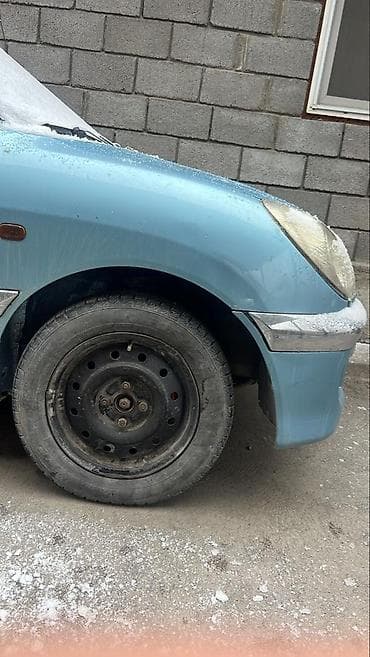 дайхатцу сирион: Daihatsu Sirion: 2003 г., 1 л, Автомат, Бензин — 7