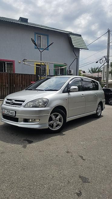 mark ll: Toyota Ipsum: 2004 г., 2.4 л, Автомат, Бензин, Минивэн — 1